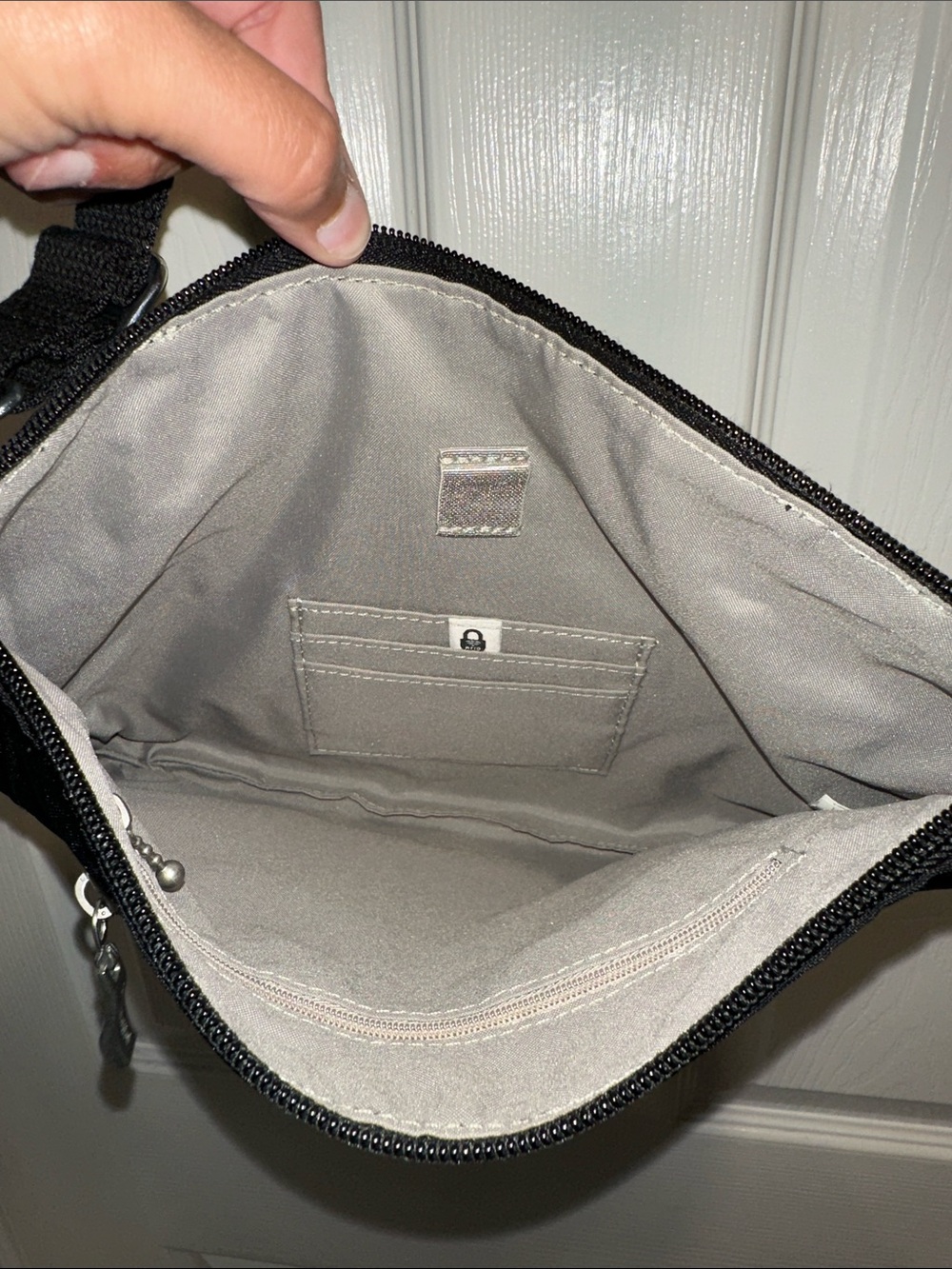 Baggallini Black Nylon Crossbody Bag - Picture 7 of 11